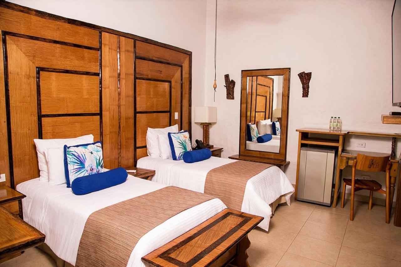 Combia Baja Hotel Casa San Carlos Lodge Pereira מראה חיצוני תמונה
